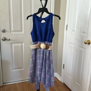 Nice blue dress for special occasions, like new